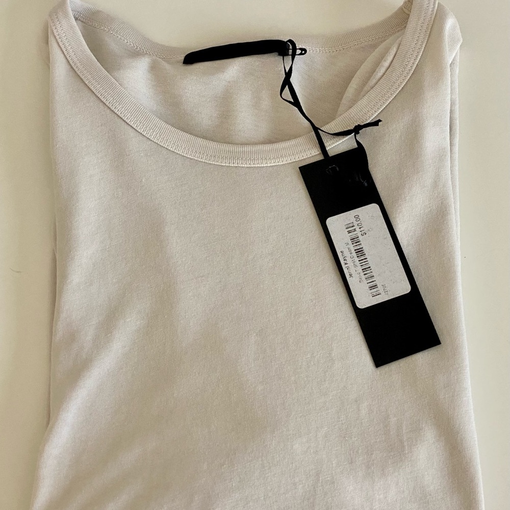 Jenni Kayne Basic T-Shirt; Color Cream; Size Medium. NWT